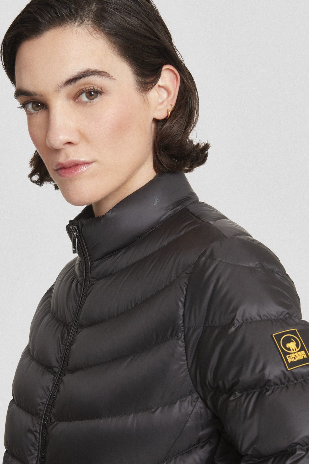 Piumino leggero nero senza cappuccio PISKA